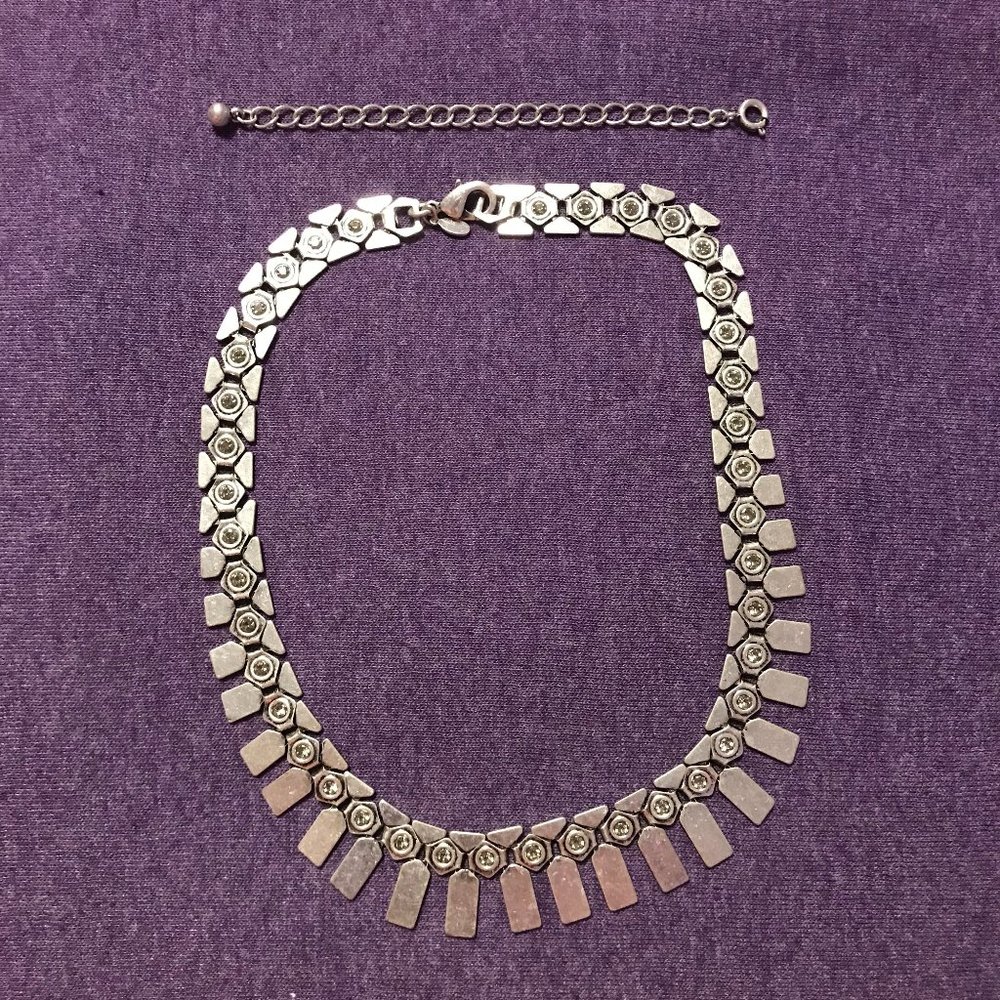 Premier Jewelry Nod to Mod Necklace